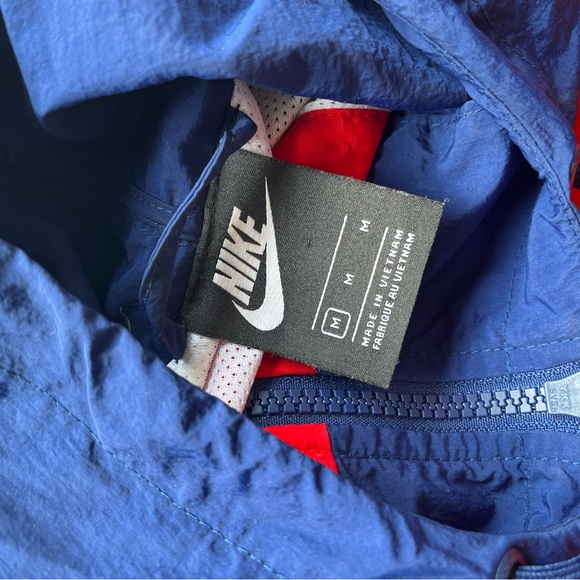 Vintage, Nike Windrunner on sale. - Picture 2 of 2